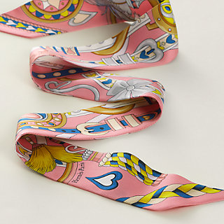 Very Good ( Rank A) HERMÈS Twilly KELLY EN PERLES Pink Silk